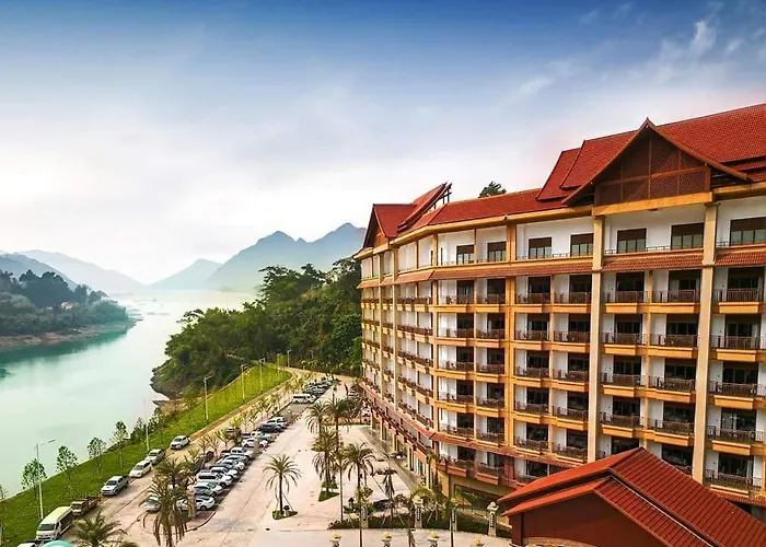 Swan Lake Hotel